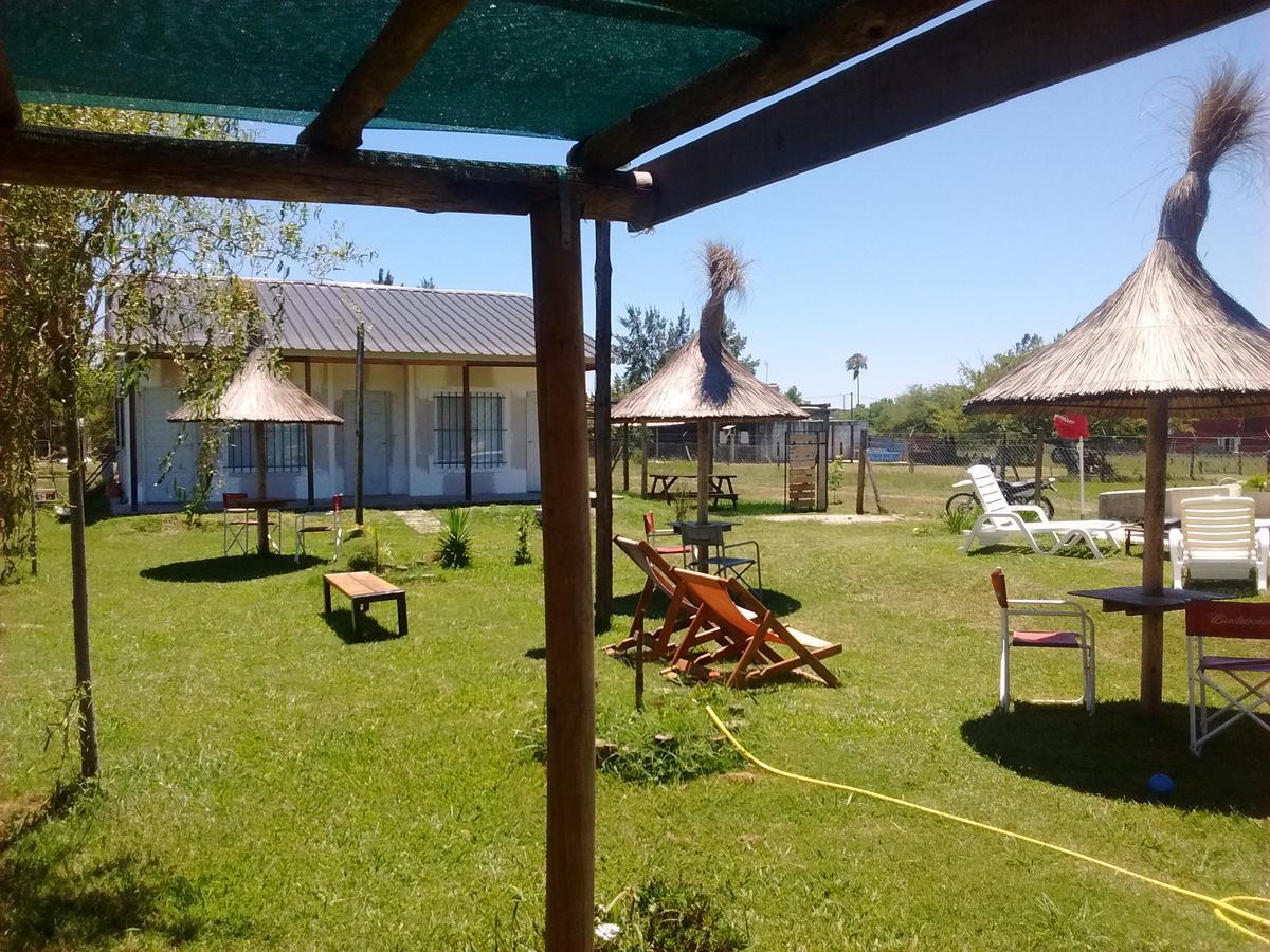Aitue Bungalows Gualeguaychú Екстериор снимка