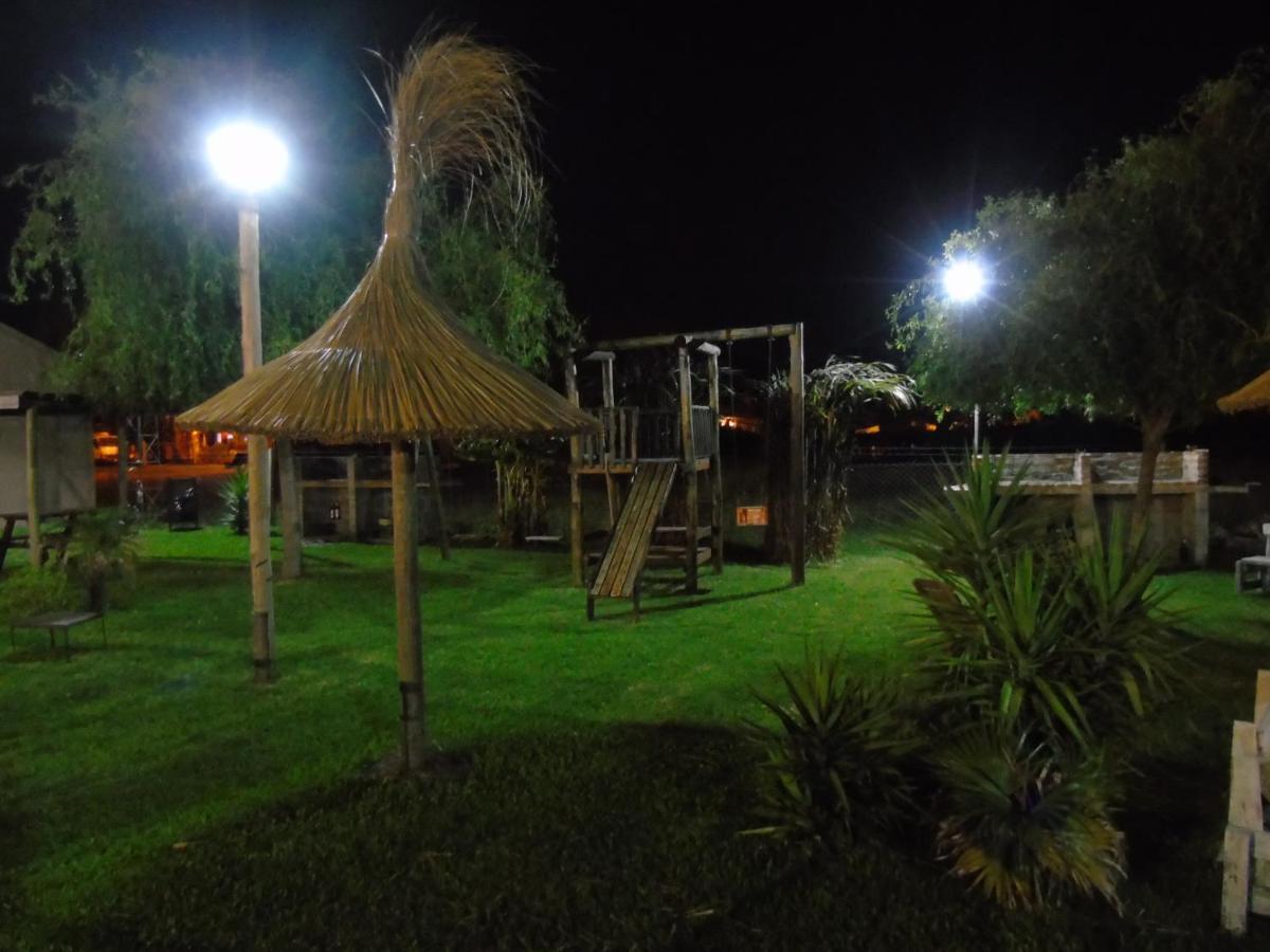 Aitue Bungalows Gualeguaychú Екстериор снимка